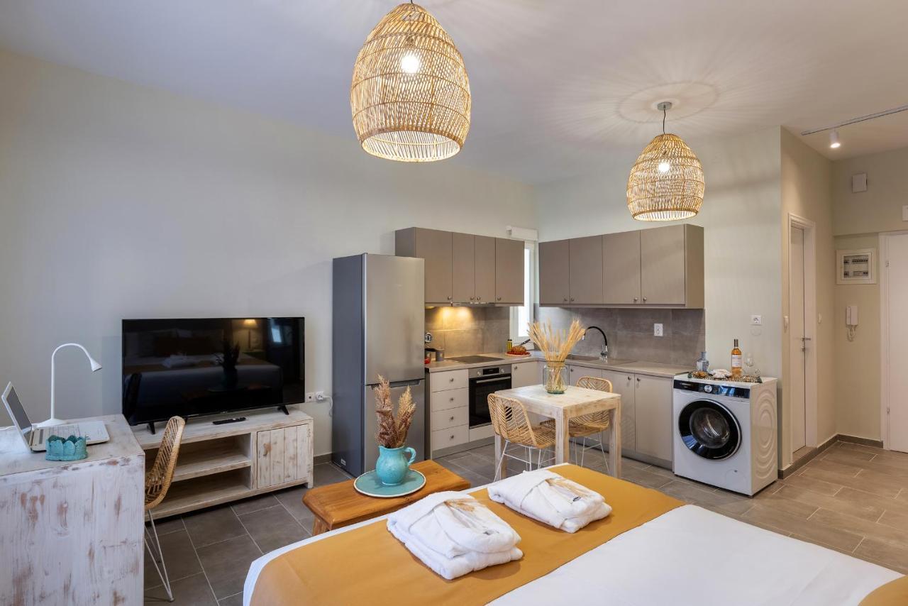 Grammata Suites Ερμούπολη Εξωτερικό φωτογραφία