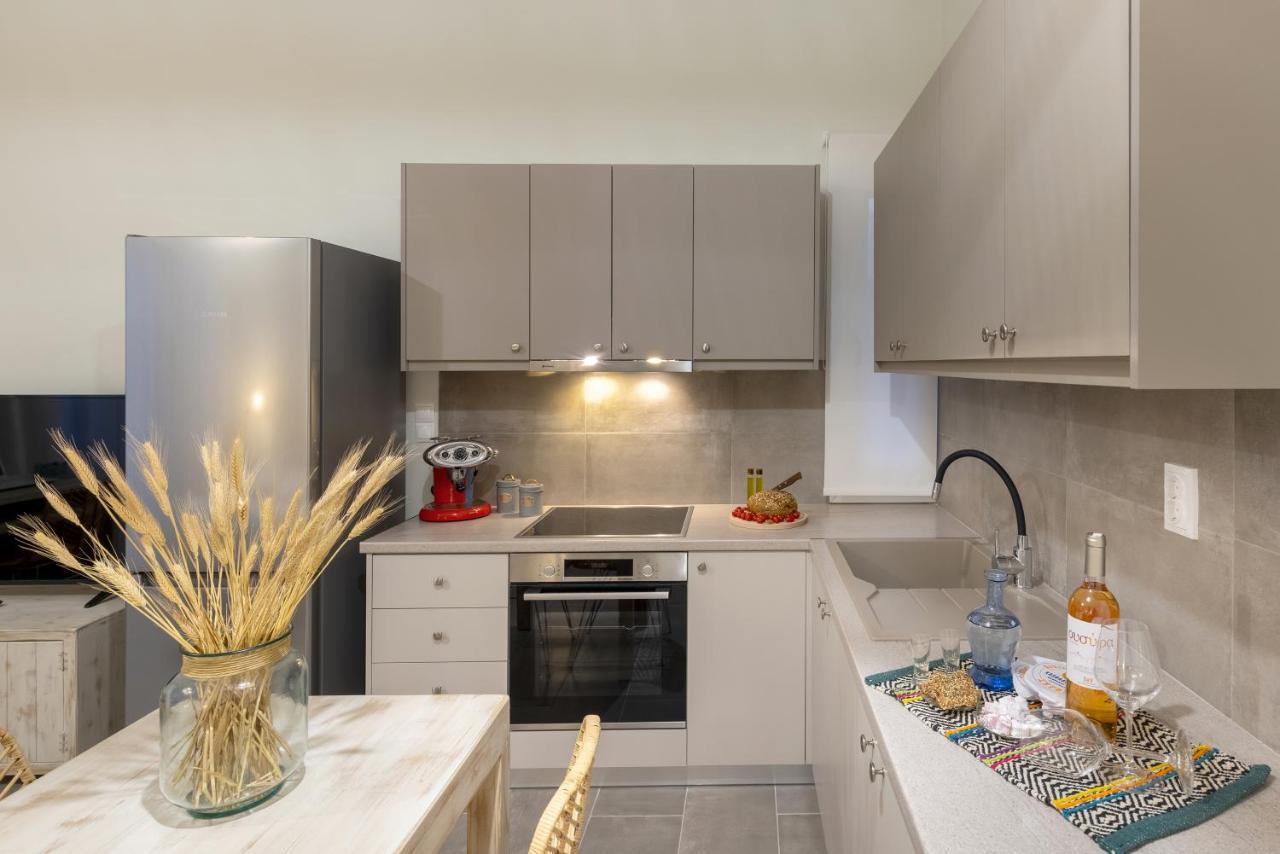 Grammata Suites Ερμούπολη Εξωτερικό φωτογραφία