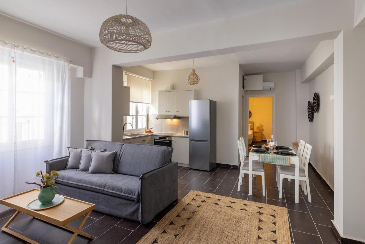 Grammata Suites Ερμούπολη Εξωτερικό φωτογραφία
